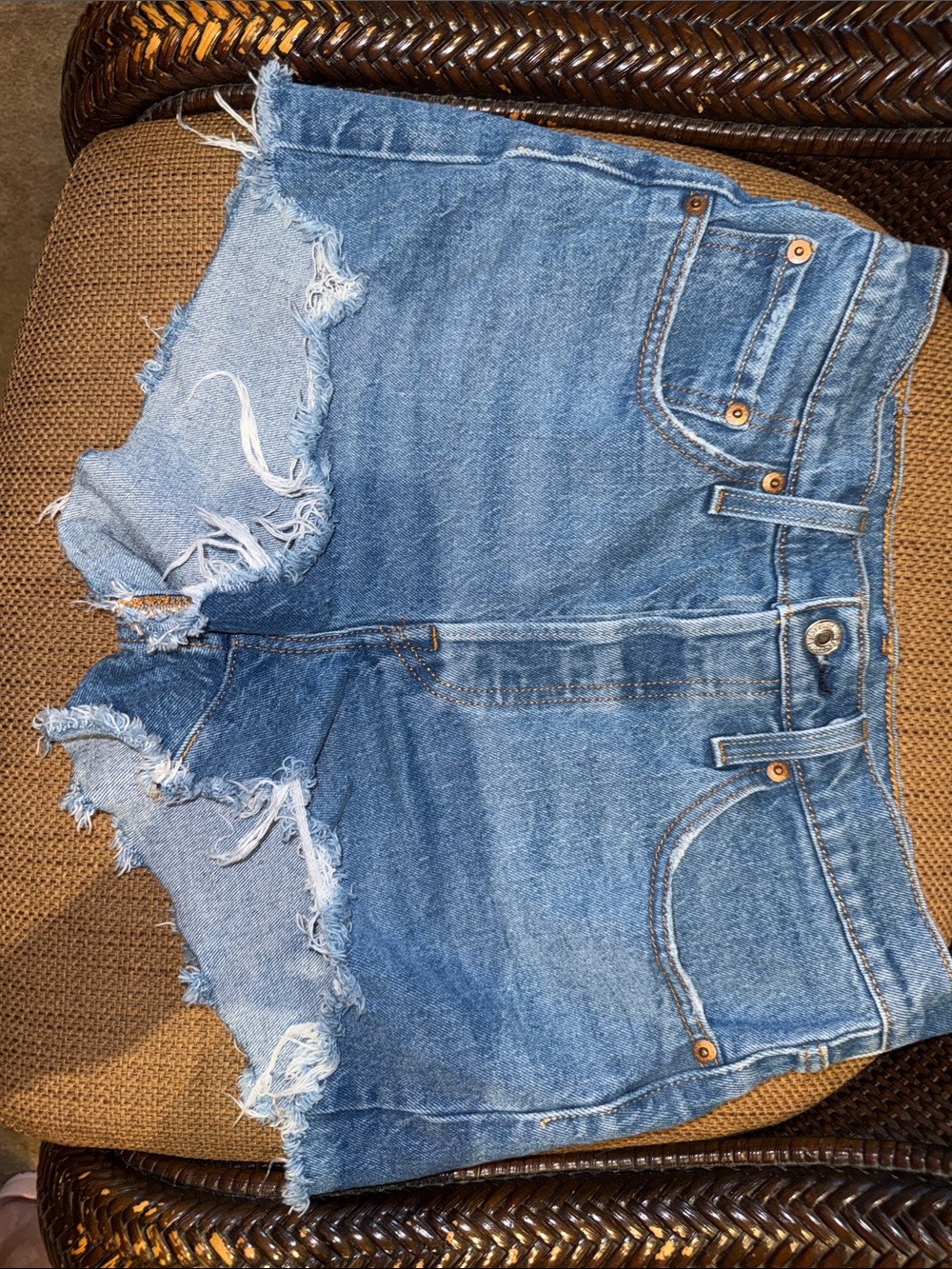 Levi 501 cut off shorts sz 26